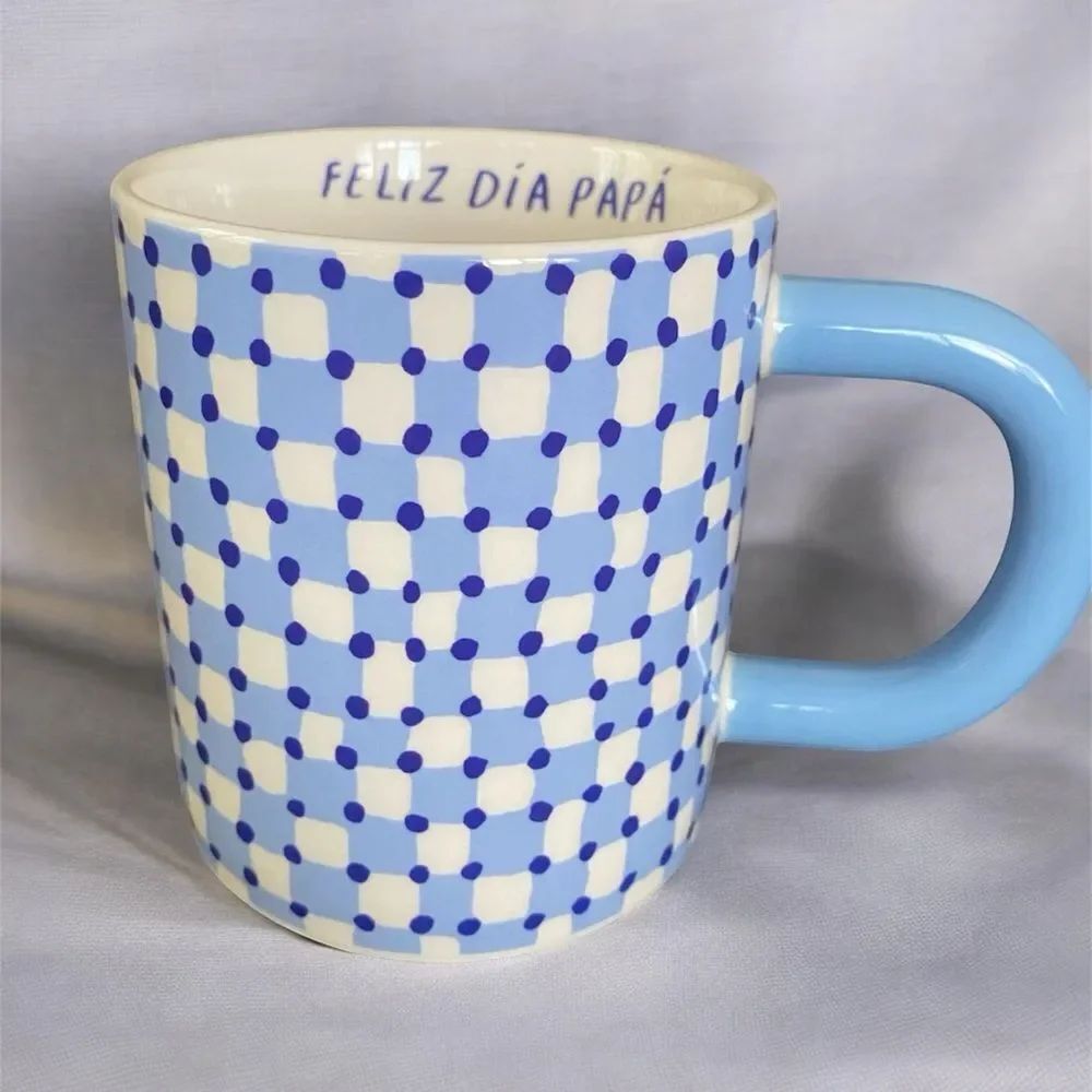 NWT Room Essentials Light Blue and White Checkered Mug with 'Feliz Día Papá'